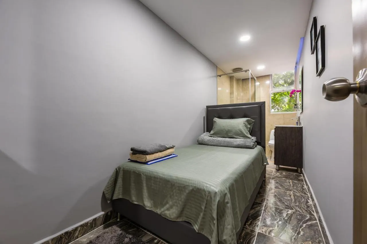 아파트 Primavera Sky Jacuzzi Ac Provenza 메딜린