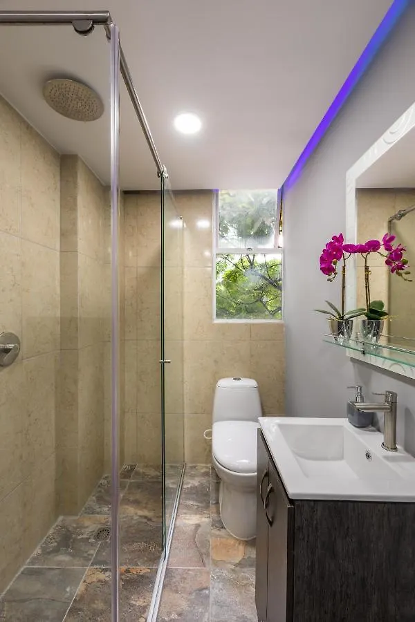 Primavera Sky Jacuzzi Ac Provenza 메딜린 아파트