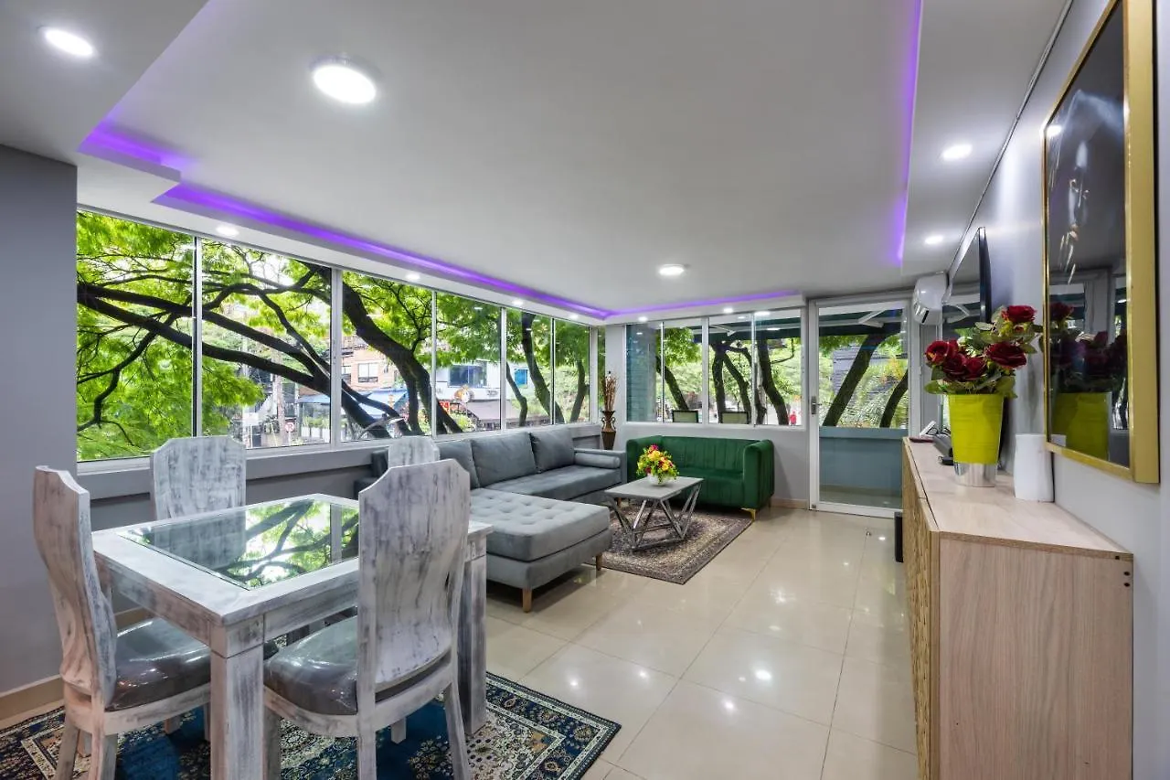 아파트 Primavera Sky Jacuzzi Ac Provenza 메딜린