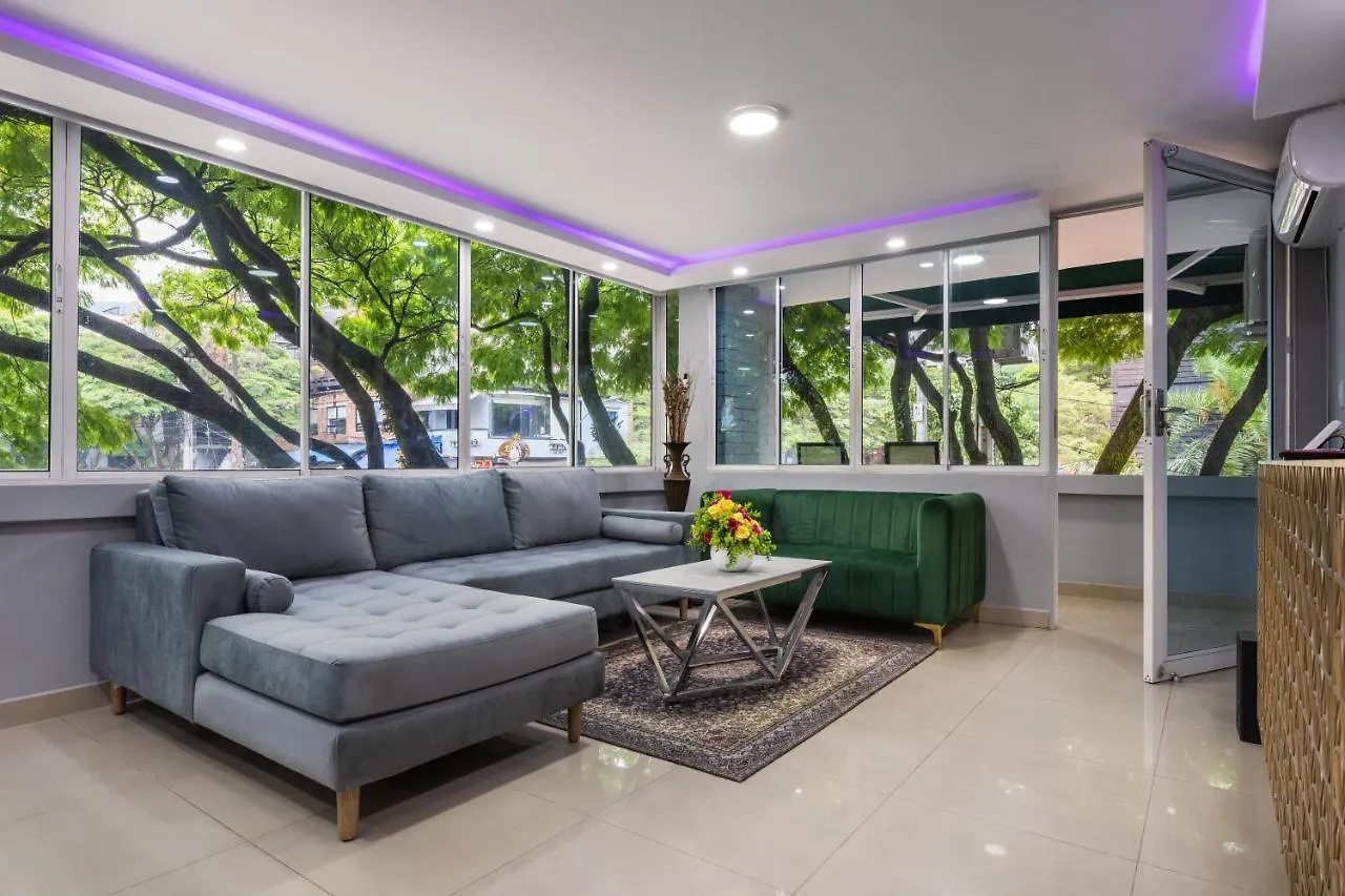 Primavera Sky Jacuzzi Ac Provenza Μεντεγίν
